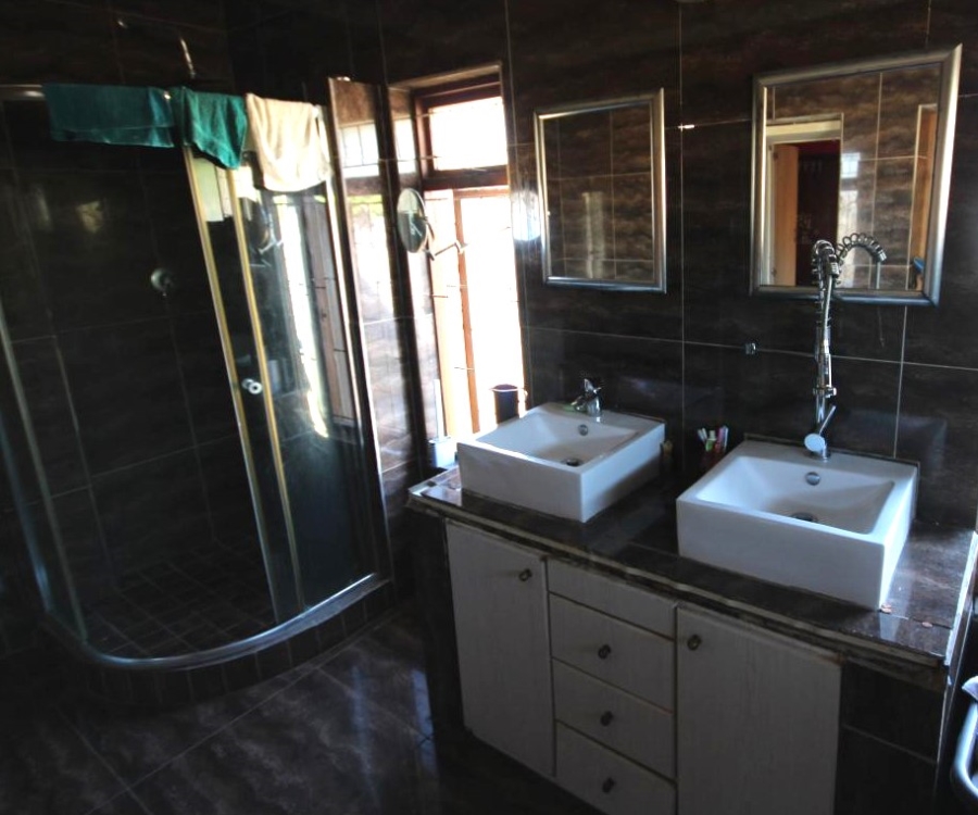3 Bedroom Property for Sale in Elim Western Cape